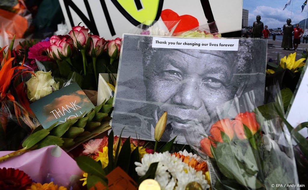 Veiling sleutel celdeur Mandela uitgesteld op verzoek Zuid-Afrika