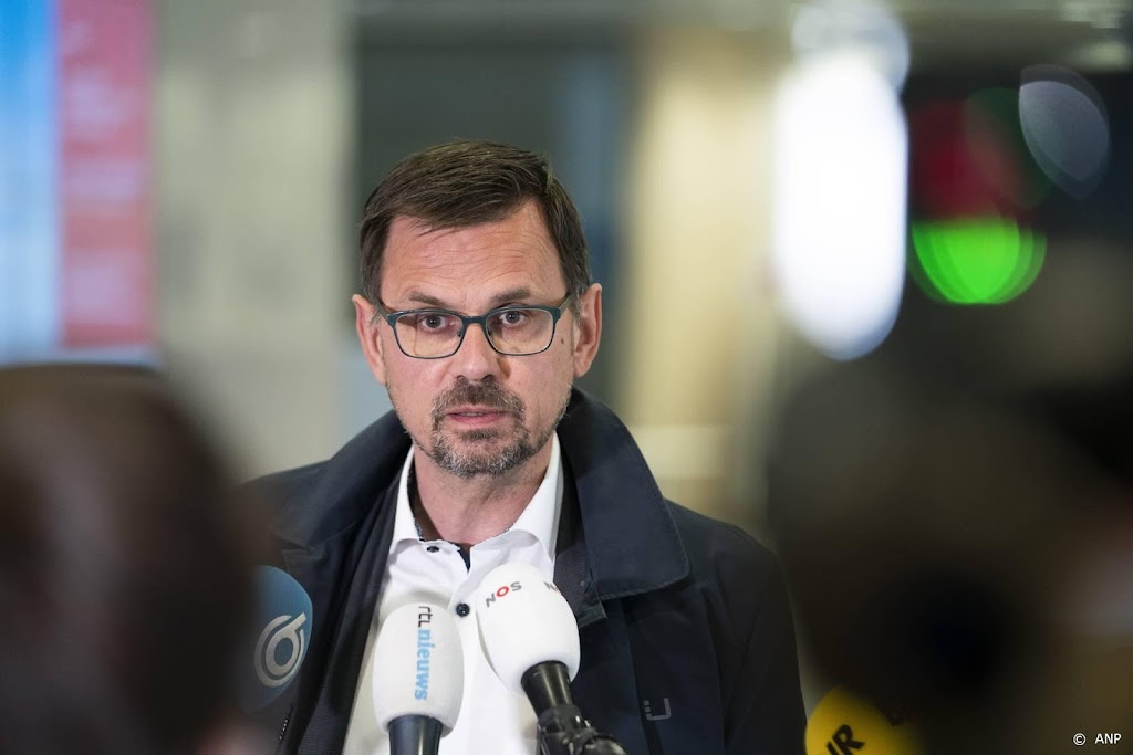 GGD-voorzitter Rouvoet: twee extra vaccinatierondes in 2022