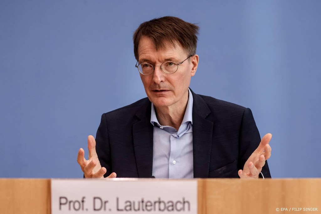 Duitse gezondheidsminister wil vasthouden aan vaccinatieplicht