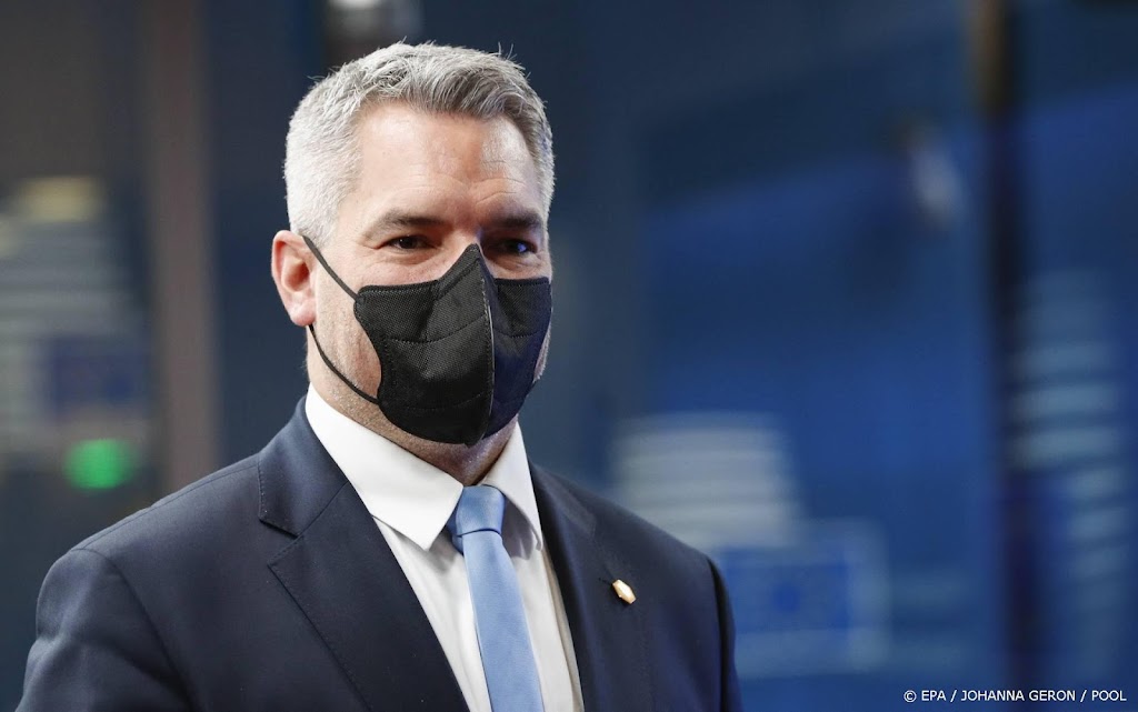 Ophef over besmette Oostenrijkse premier in skihut