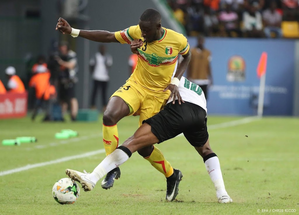 Mali's international Coulibaly krijgt hartaanval op het veld