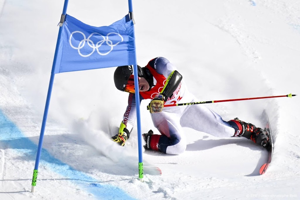 Amerikaanse skiester O'Brien breekt been op reuzenslalom