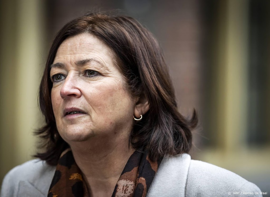 Minister: Oekraïense vluchtelingen moeten in zorg kunnen werken