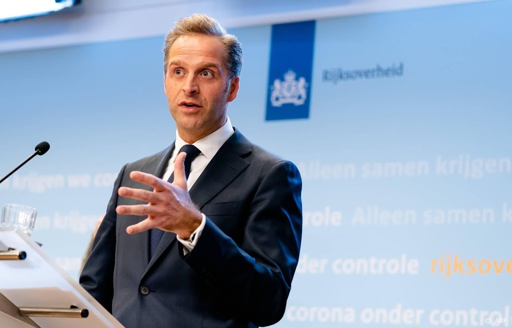 De Jonge: ten onrechte indruk gewekt van voldoende mondkapjes