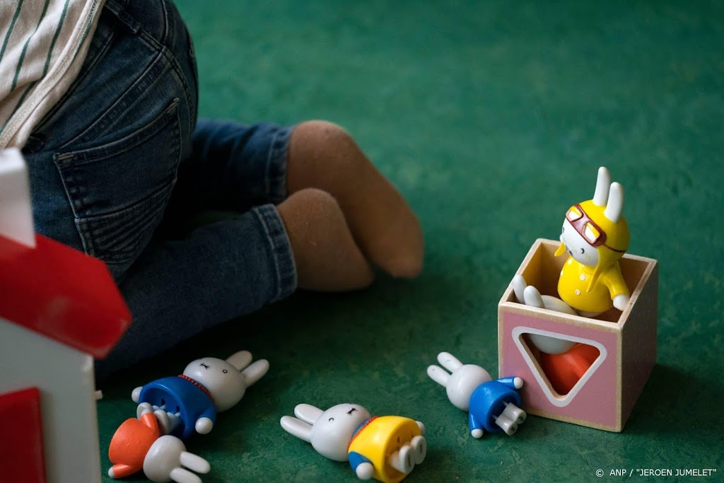 'Te veel ontvangen kinderopvangcompensatie terugbetalen'