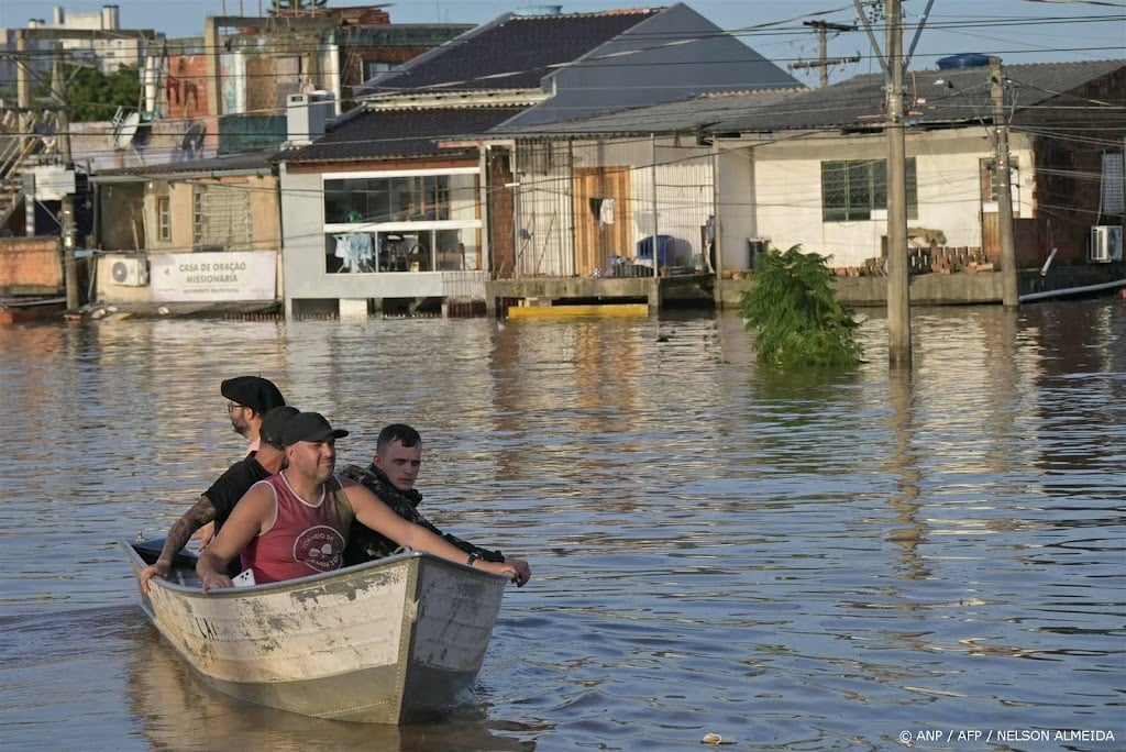 Dodental door overstromingen Brazilië stijgt tot honderd