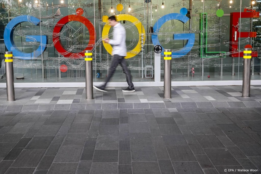 Kabinet hoopt dat scholen door kunnen met Google, ondanks kritiek