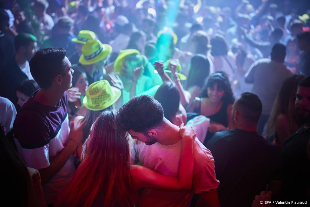 Nachtclubs hopen dat experts 'goed nadenken' over sluiting