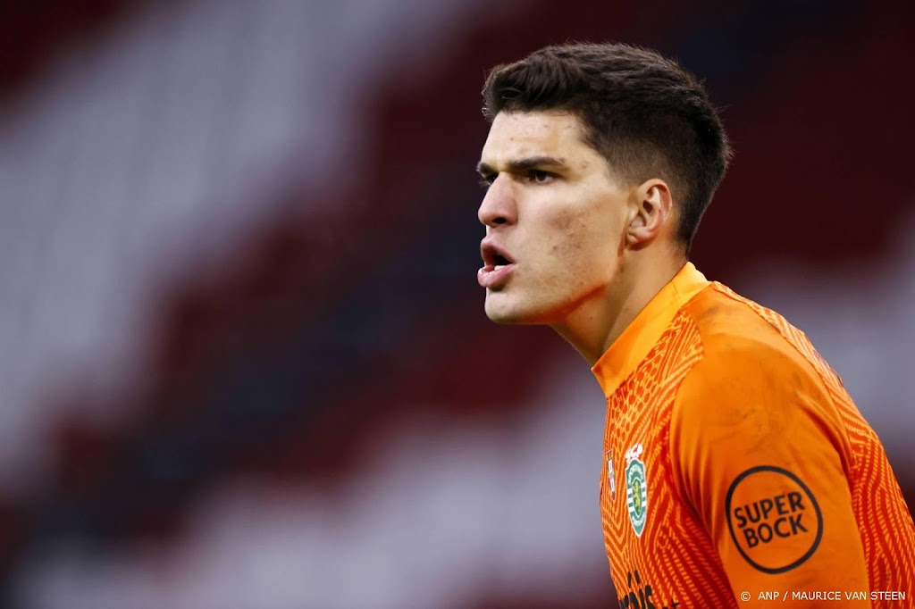 Cambuur huurt Portugese keeper van Everton