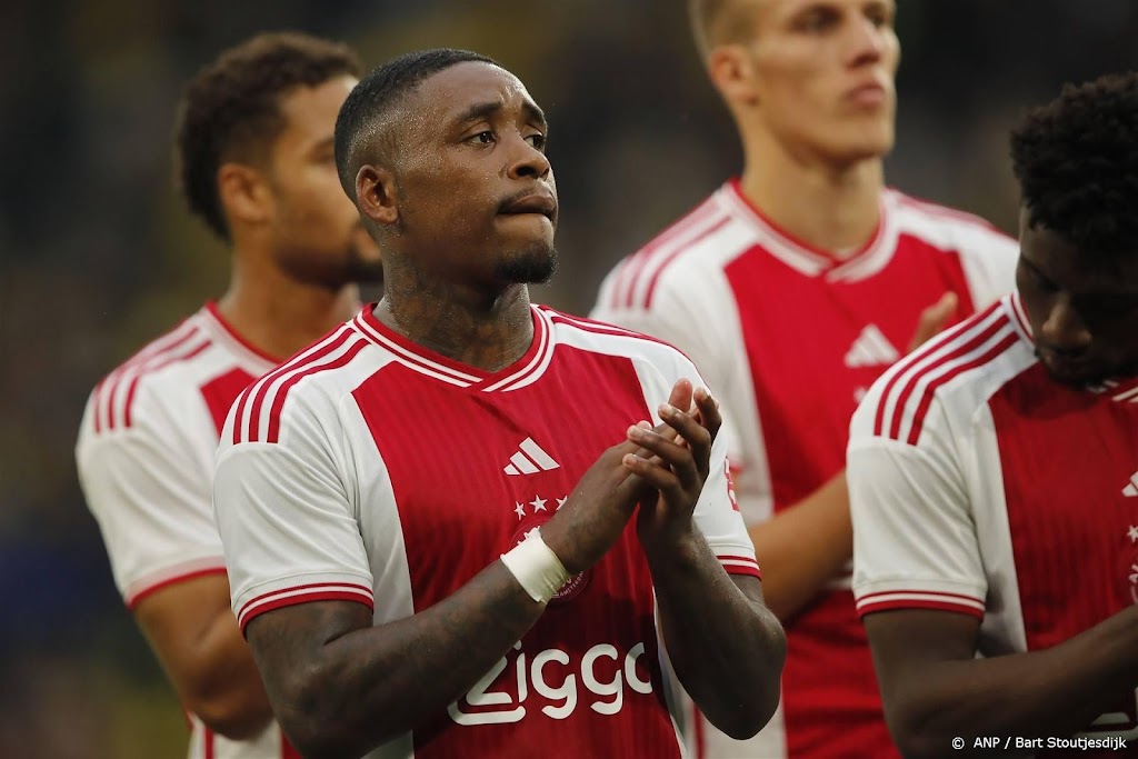 Aanvaller Bergwijn volgt Tadic op als aanvoerder bij Ajax