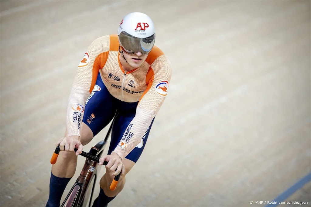 Baanrenner Hoogland met beste tijd naar finale km tijdrit op WK