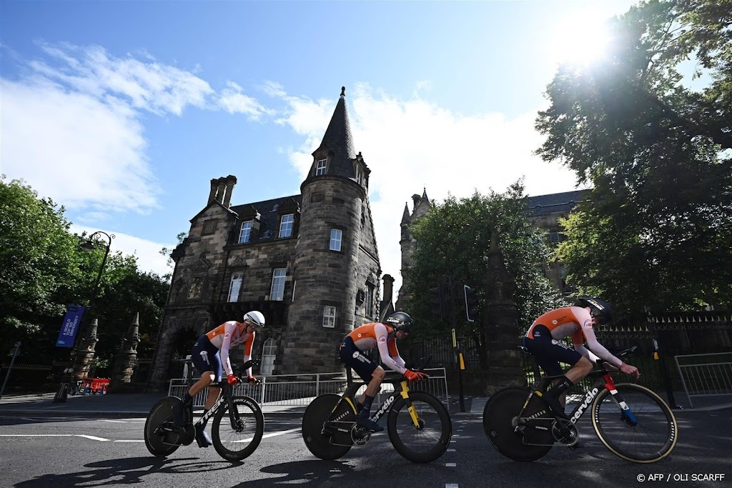 Nederland op mixed relay WK wielrennen zevende, titel Zwitsers