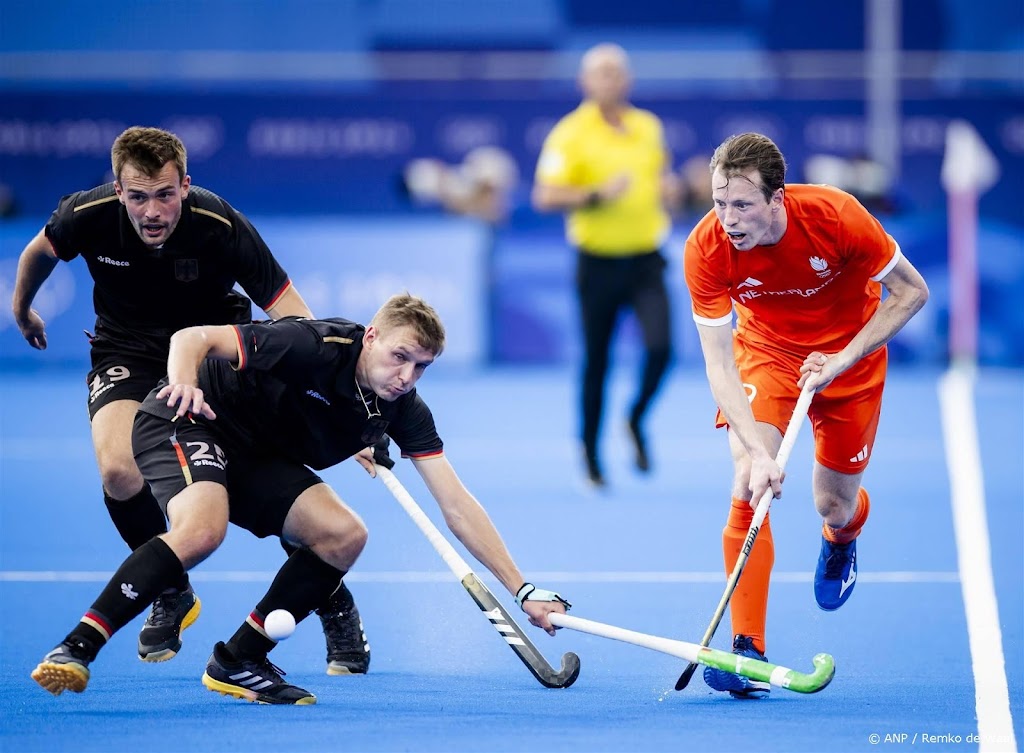 Hockeyer Van Ass beëindigt loopbaan na gouden plak