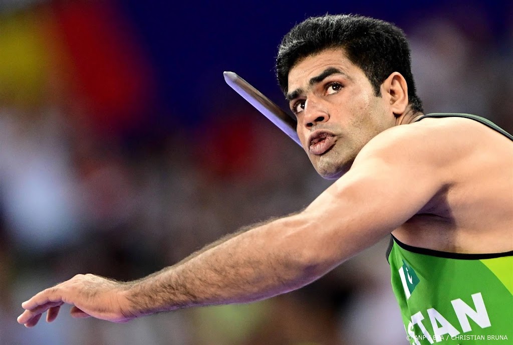 Speerwerper Nadeem wint goud en zorgt voor Pakistaanse primeur