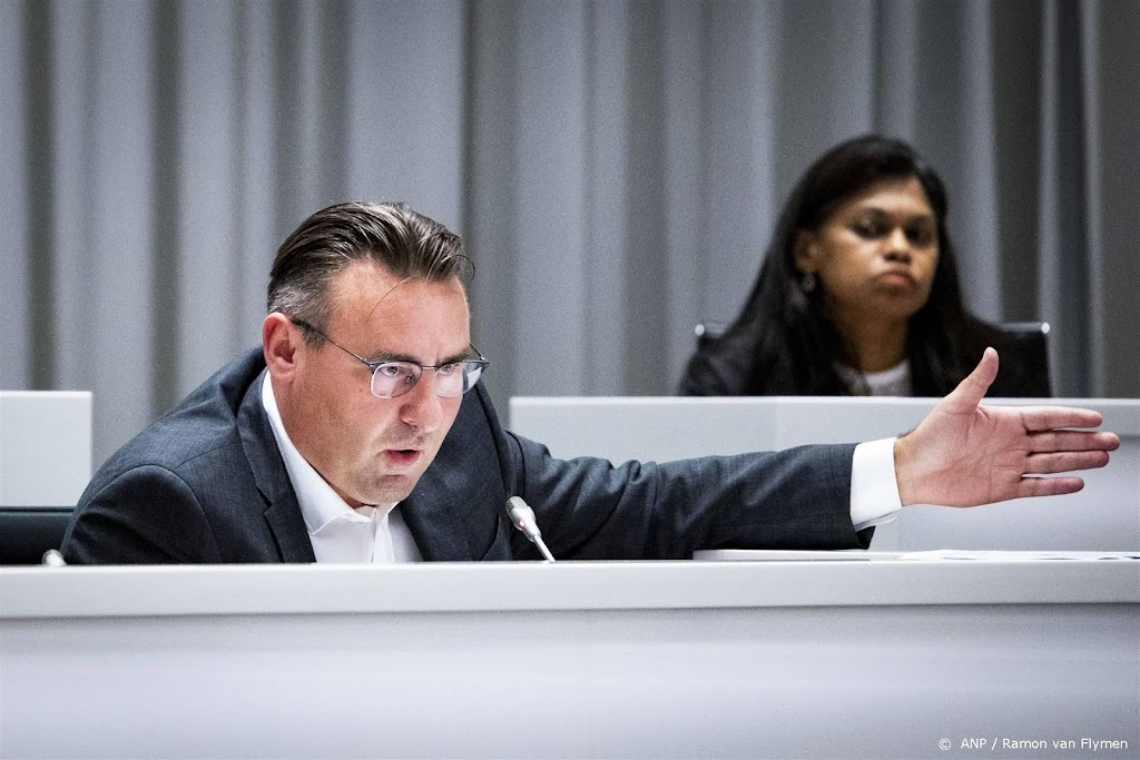De Mos: elitaire partijen zagen Haags cultuurcomplex als speeltje