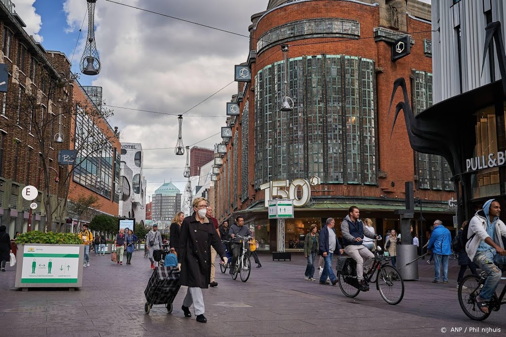 'Winkelstraat leger na persconferentie over coronamaatregelen'