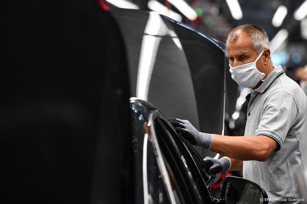 Scherpe daling van aantal gewerkte uren op Europese arbeidsmarkt