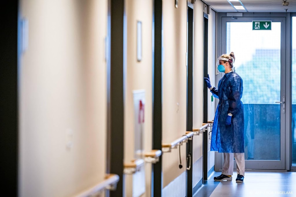 Herstelde coronapatiënt soms niet ontslagen uit ziekenhuis