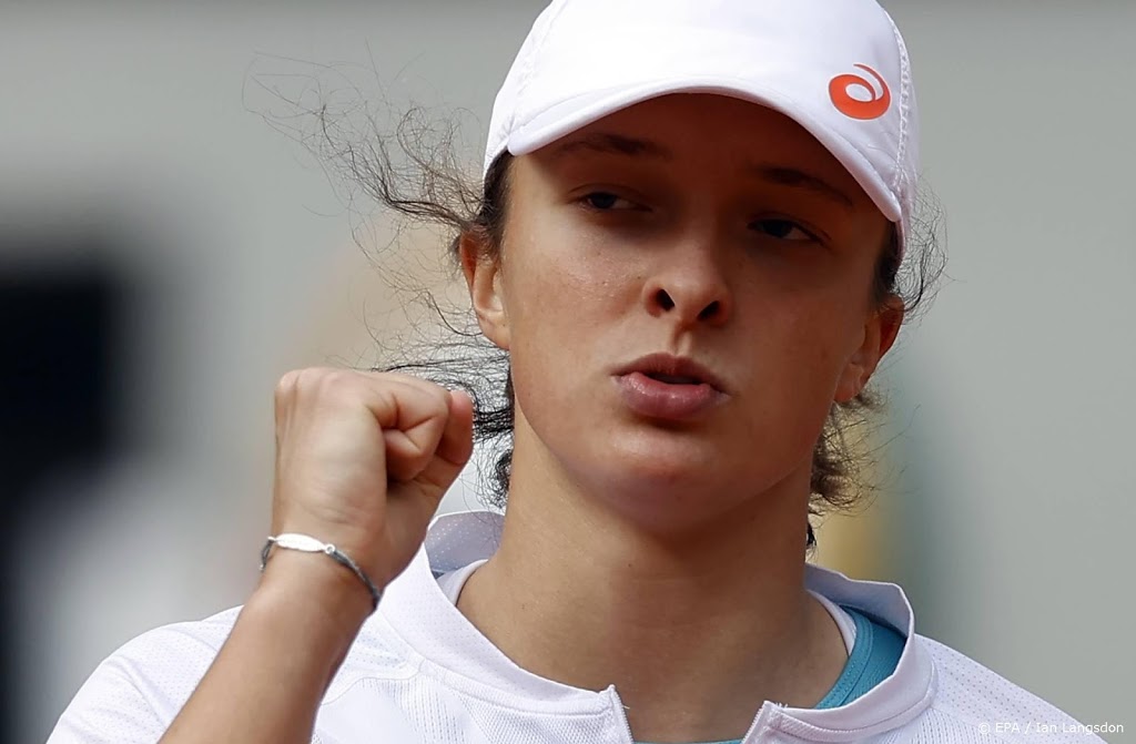 Poolse tennisster Swiatek (19) eerste finaliste op Roland Garros