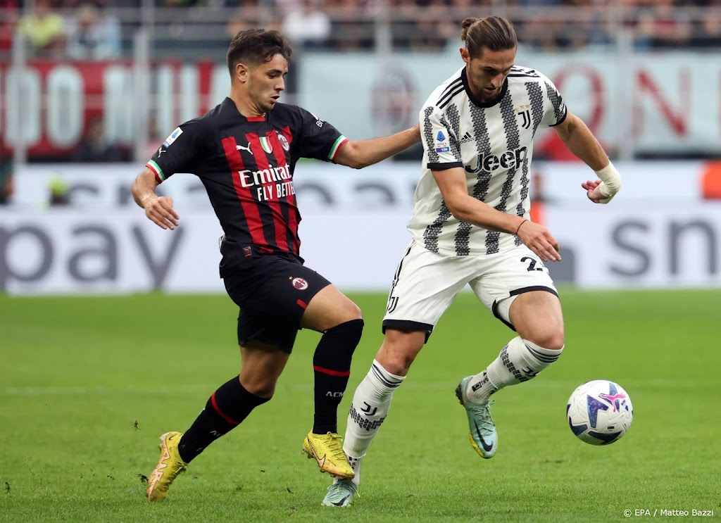 Regerend kampioen AC Milan verslaat Juventus in topper Serie A