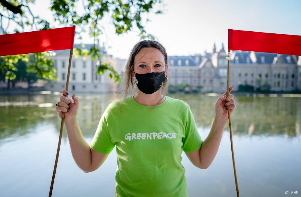 Greenpeace adviseert Biden: de beuk erin!