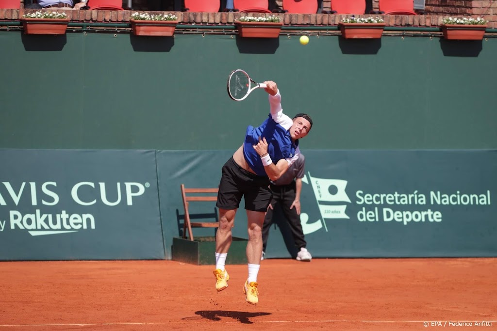 Griekspoor en Van de Zandschulp klimmen op wereldranglijst tennis