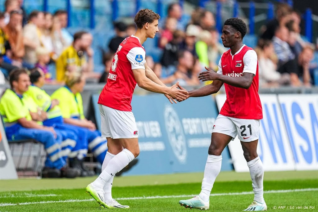AZ hoopt op rentree van Van Bommel en Poku