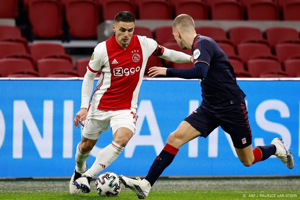 Voorbeeldprof Tadic wil met Ajax overwinteren in Champions League