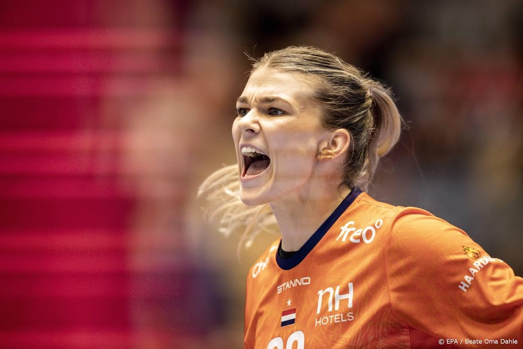 Handbalsters groepswinnaar na moeizaam gelijkspel tegen Zweden