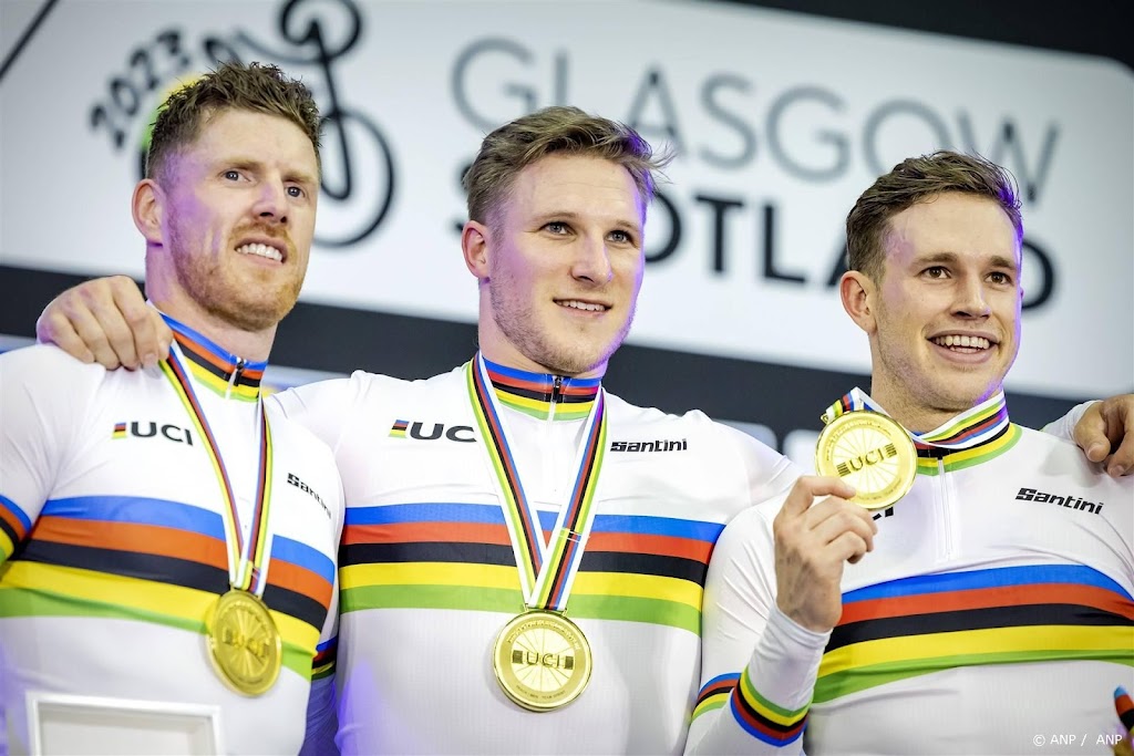 Met 'Beast' Van den Berg gaan teamsprinters voor nieuwe titel