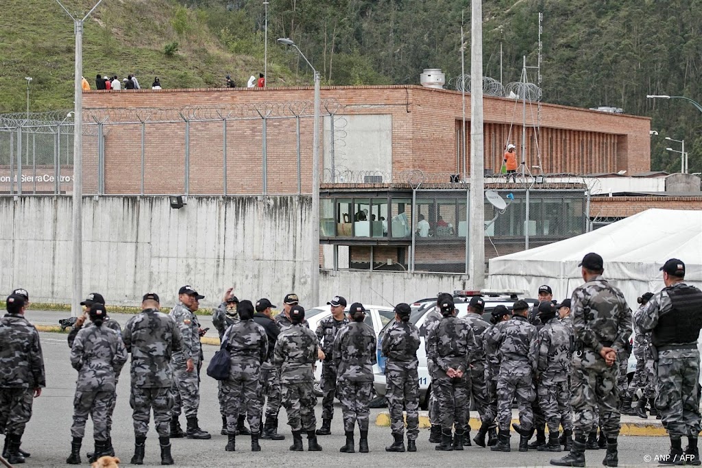 Zeker vier politieagenten ontvoerd tijdens noodtoestand Ecuador