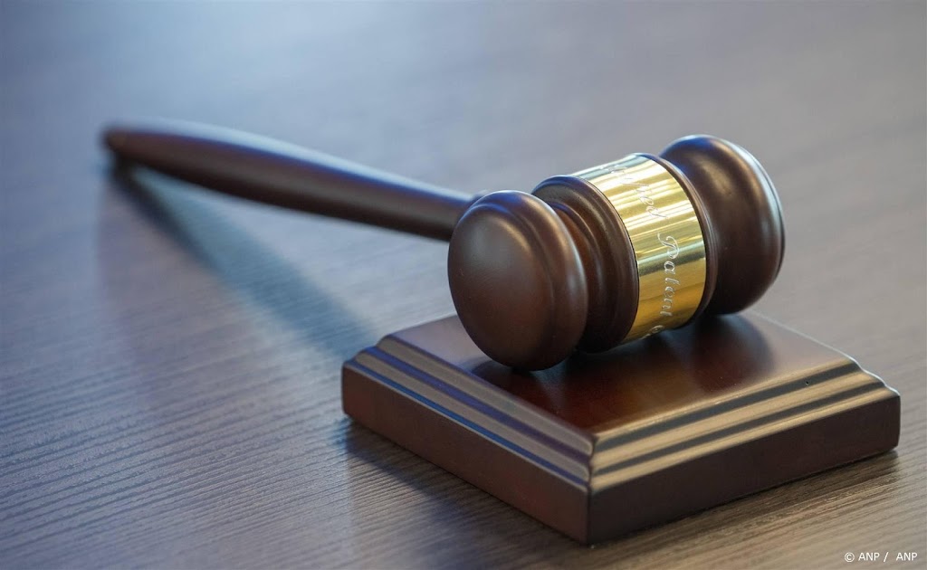Snelrechtzitting met acht verdachten van mishandeling in Deventer