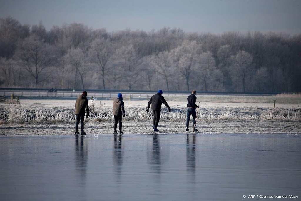 'Heel Friesland wil de schaatsen uit het vet'