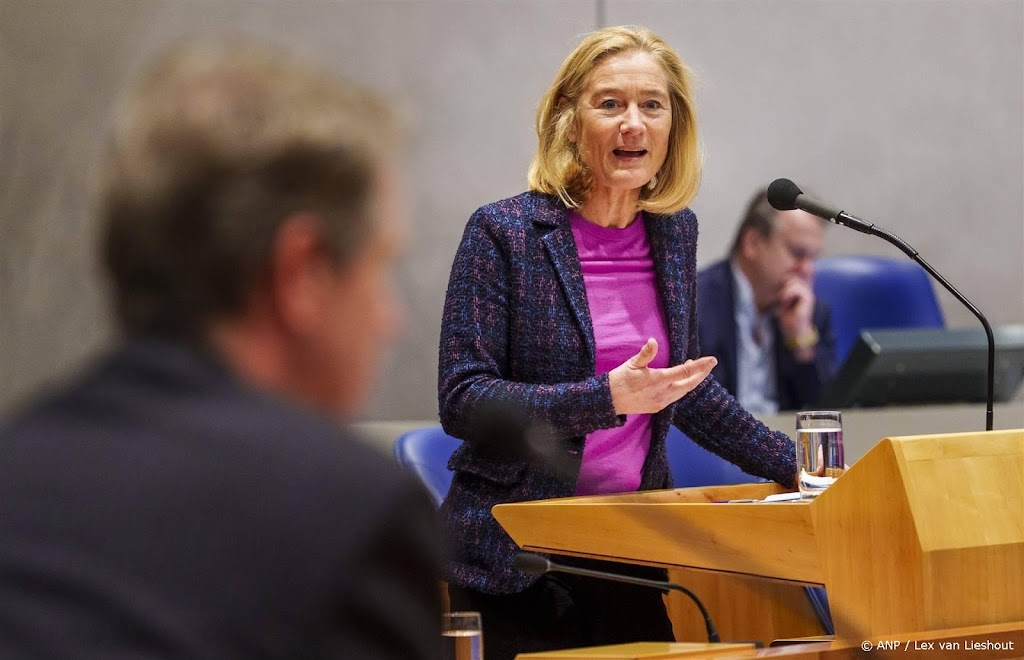Adriaansens: er is groei, maar niet zoveel als je zou willen
