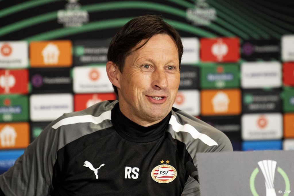 PSV-trainer Schmidt verwacht ''open duels'' met Kopenhagen