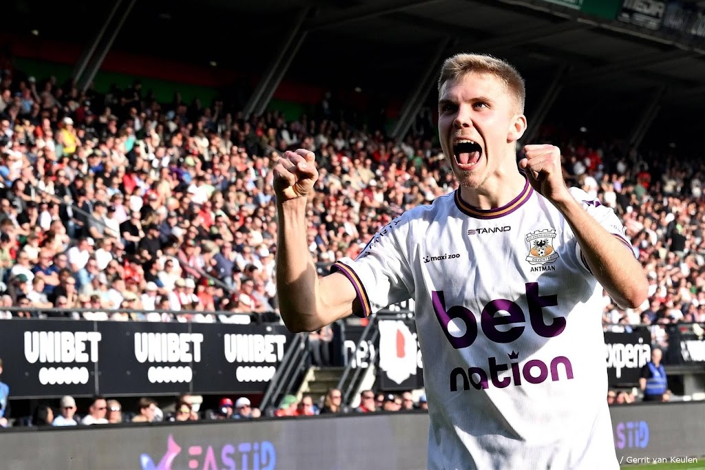 Go Ahead Eagles vergroot zorgen NEC, rode kaart Schöne