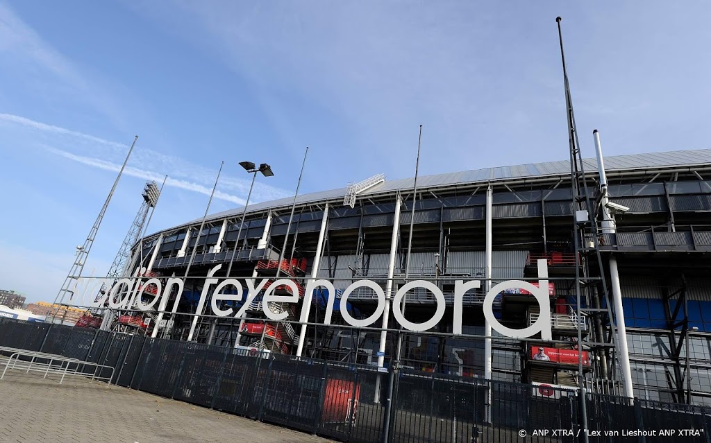 Nieuw plan om De Kuip van derde ring te voorzien