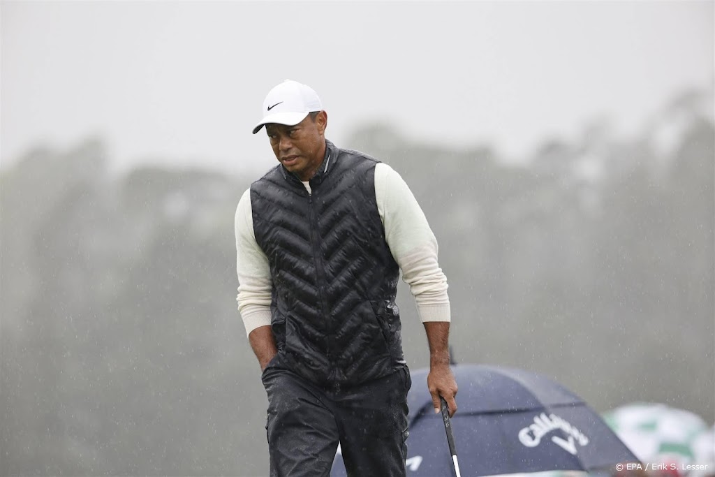 Golficoon Woods haakt geblesseerd af op Masters