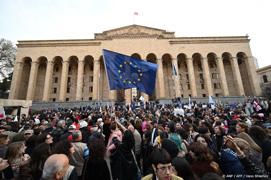 Groot protest in Georgië tegen 'Russische wet'