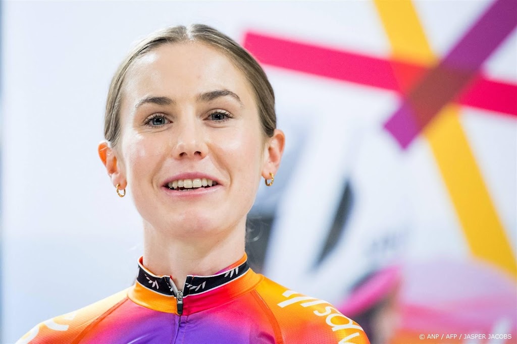 Ritzege voor wielrenster Fisher-Black in Giro
