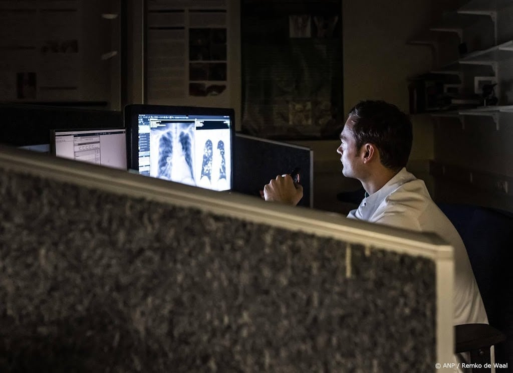 Ziekenhuis ontslaat medewerkers die zomaar in dossiers keken