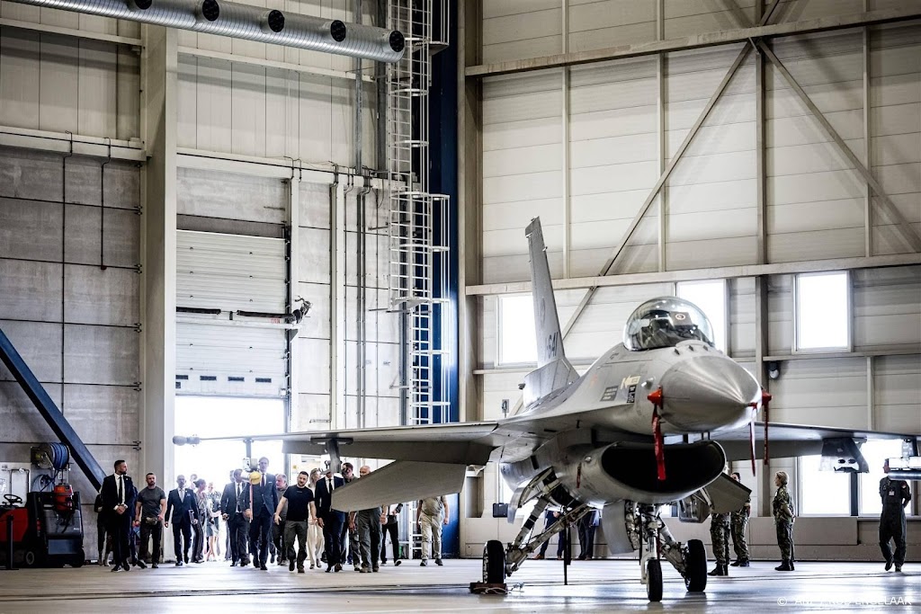 Rest F-16 gevechtsvliegtuigen gaat nog dit jaar naar Roemenië