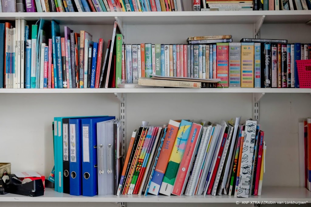 Slob wil scholen meer vrije ruimte geven
