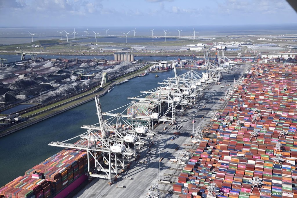 Crisis merkbaar in Europese havens, Rotterdam blijft koploper