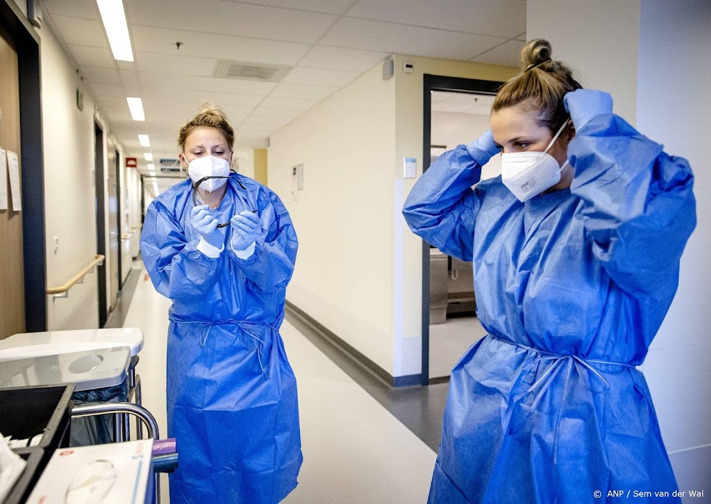 OMT: draag op meer plekken medische mondmaskers