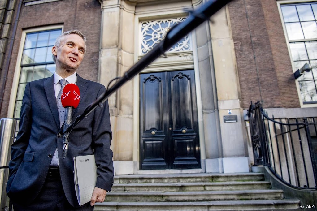 Staatssecretaris Van der Burg stopt als voorzitter Atletiekunie