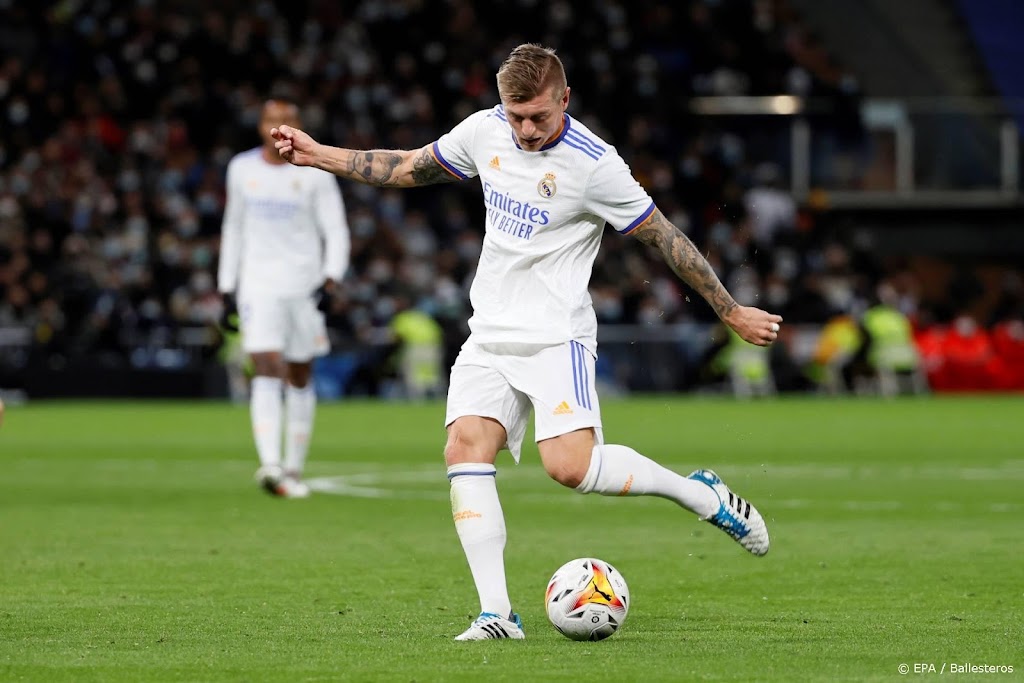 Middenvelder Kroos (32) wil carrière afsluiten bij Real Madrid