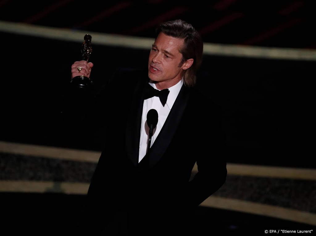 Brad Pitt wint eerste Oscar als acteur
