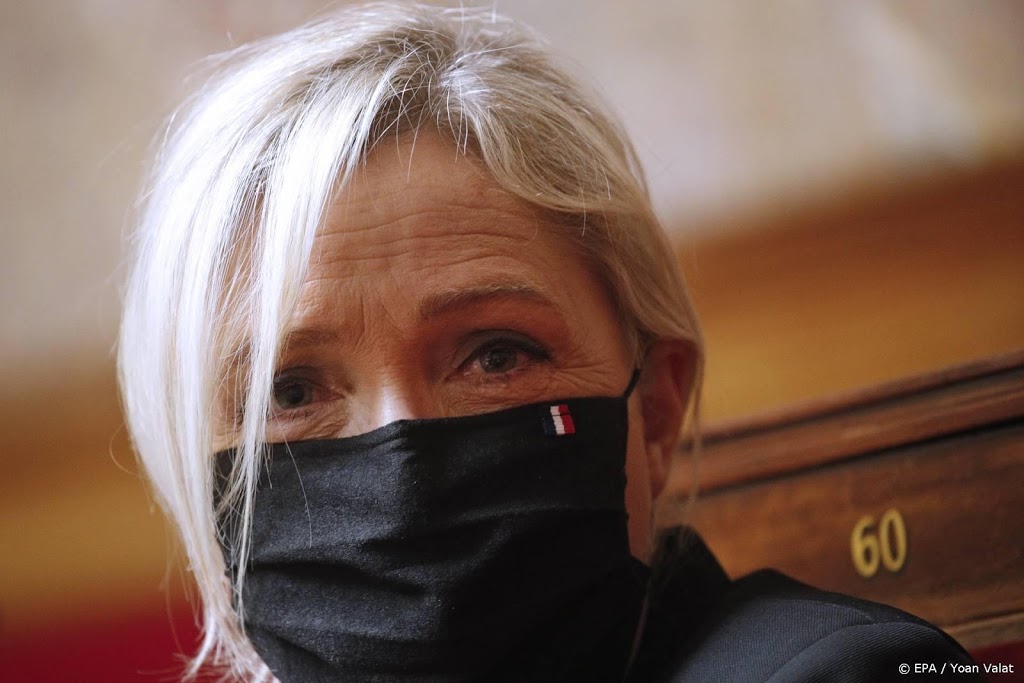 Boete geëist tegen Marine Le Pen voor IS-tweets