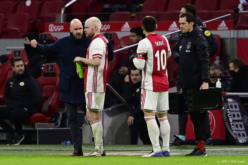 Ten Hag zag voor rust een fantastisch Ajax tegen PSV